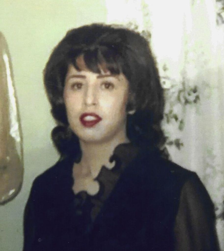 Margarita E Urdiales Profile Photo