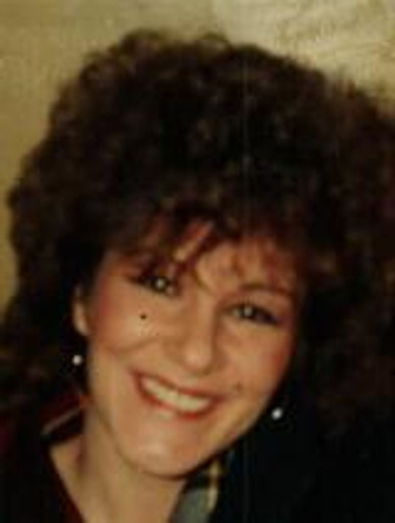 Elaine Hall Profile Photo