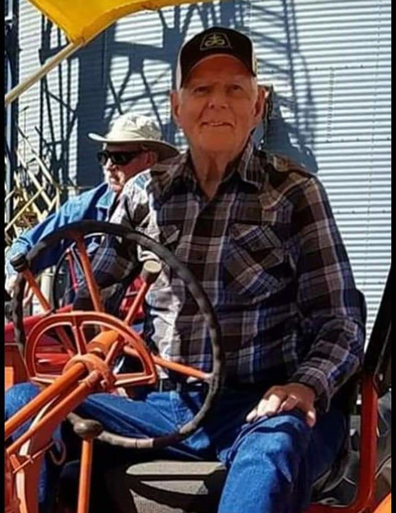 Russell Lavern Tuttle Profile Photo