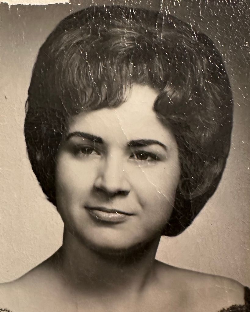 Gloria M. Mullins