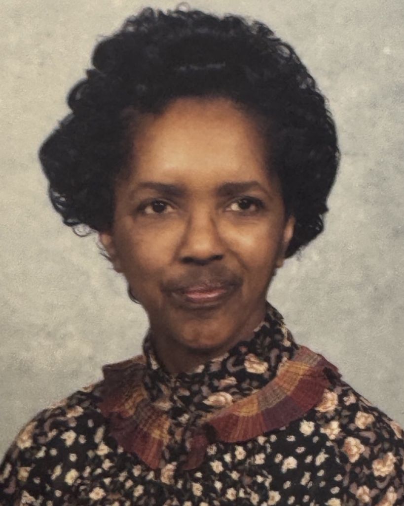 Mary Elizabeth White Profile Photo
