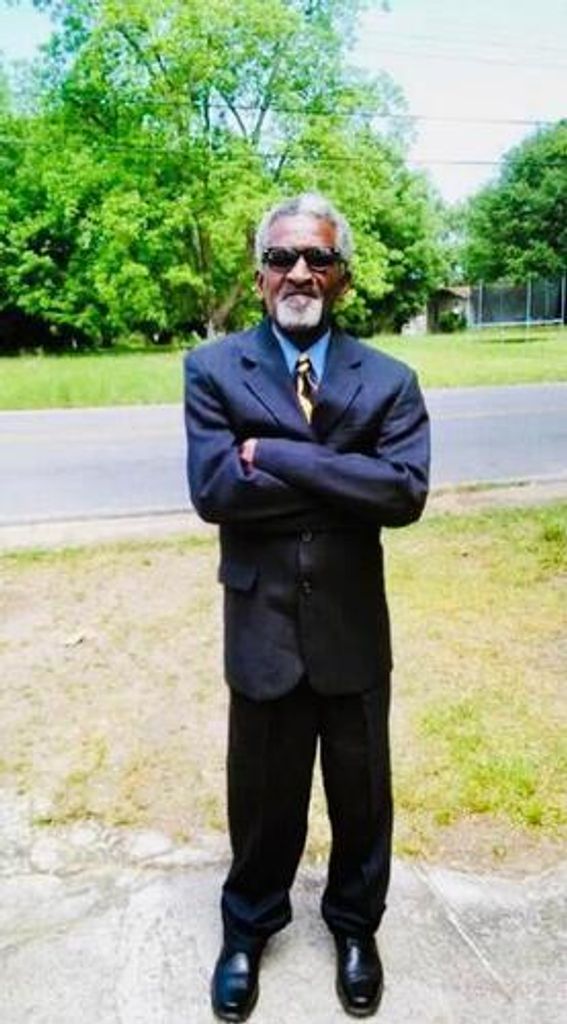 Mr Henry Lee Burke Profile Photo