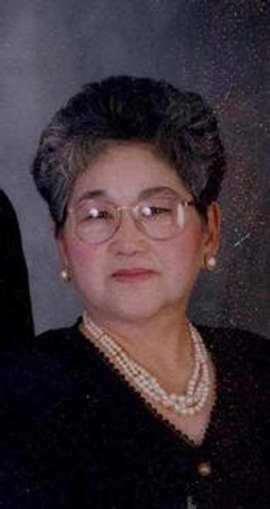 Akiko Y Jones