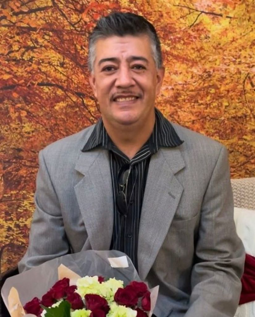 Benjamin Romo Serratos Profile Photo