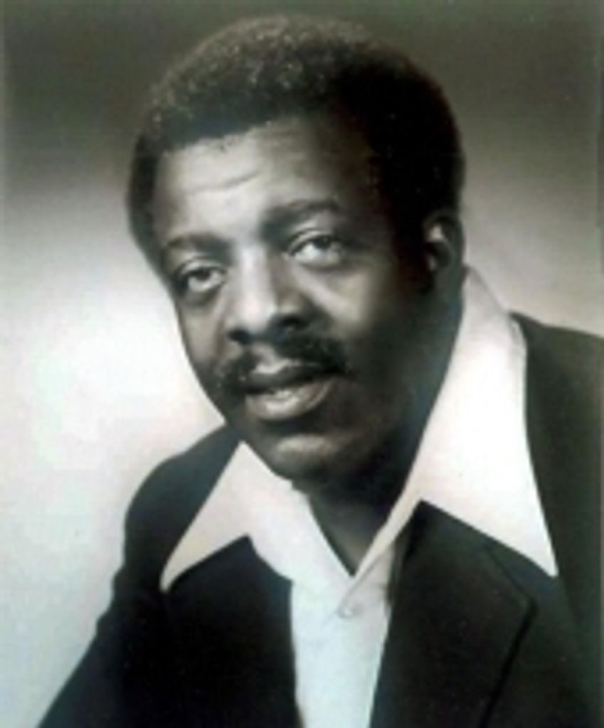 Bobby Jewell Dennis