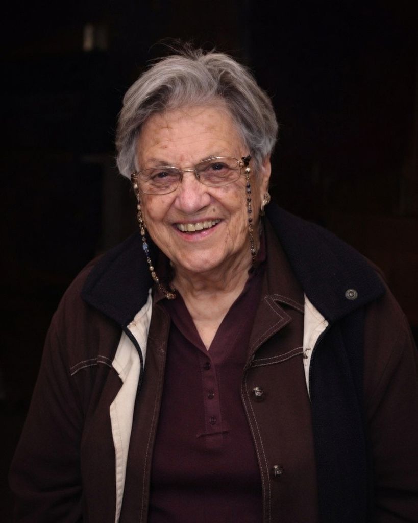 MaryE Negrucci Profile Photo