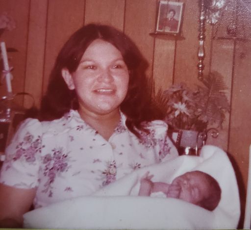 Francisca H. Torres photo gallery thumbnail 29 of 297
