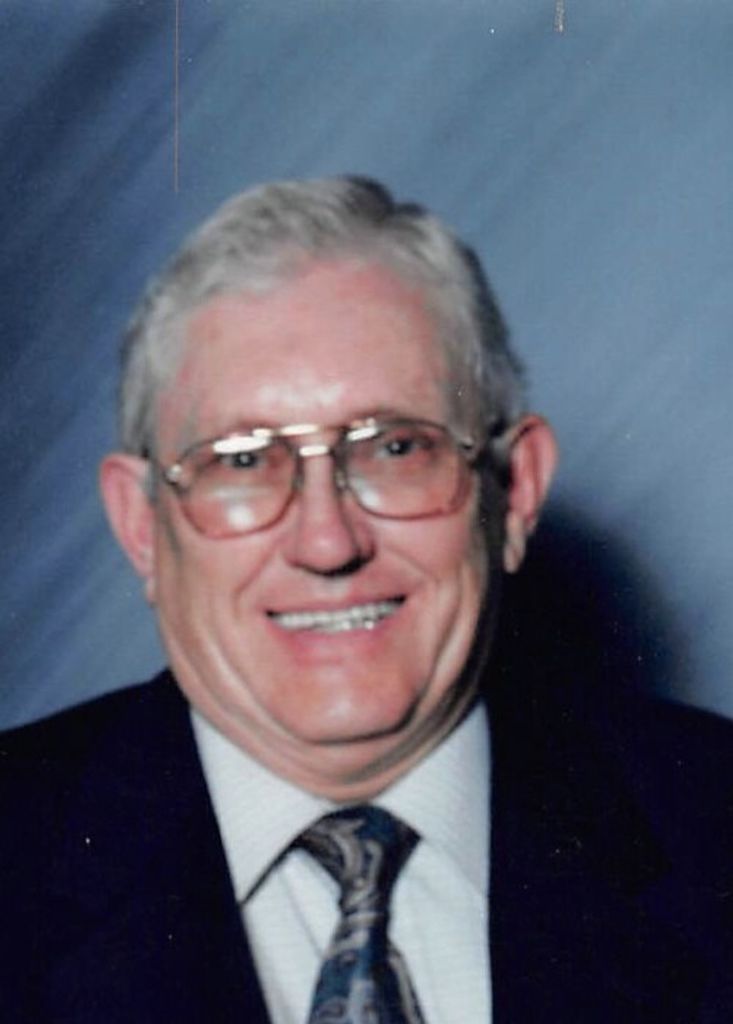 Thomas Bennett Profile Photo