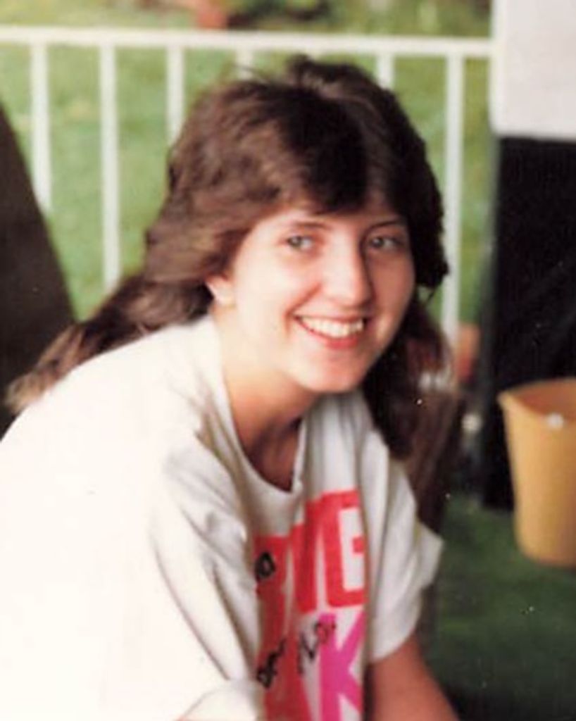 Deanna Lynn Johnson Profile Photo