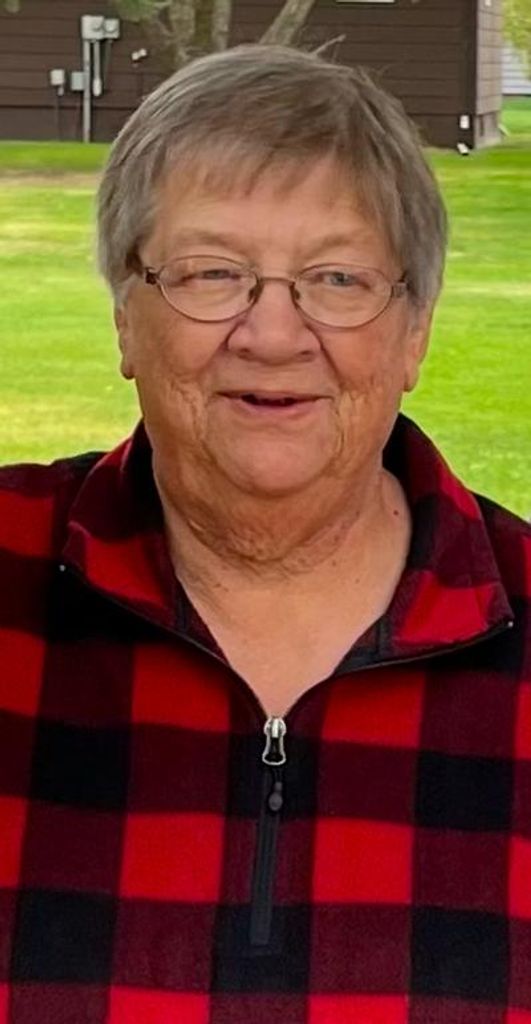 Linda E. Knutson Profile Photo