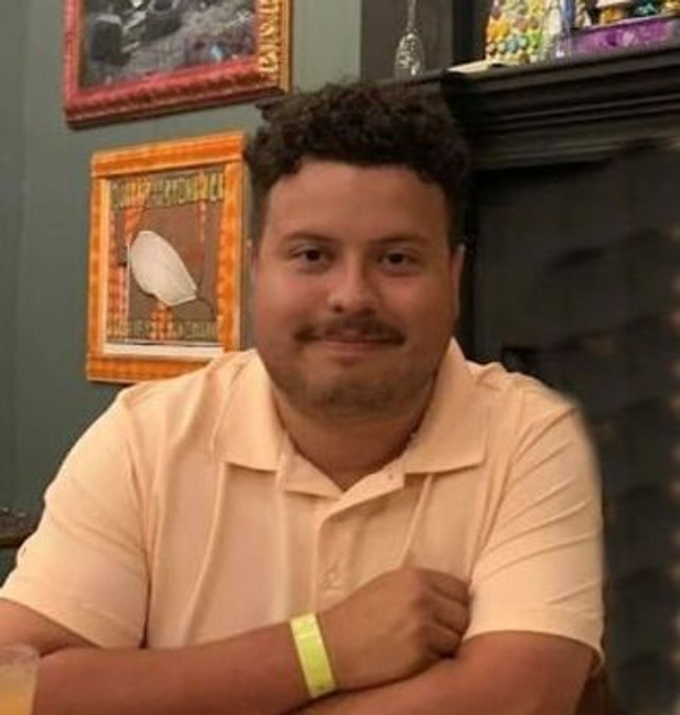 Isaac Flores Profile Photo