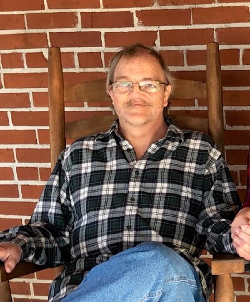 Tim Roberts Profile Photo