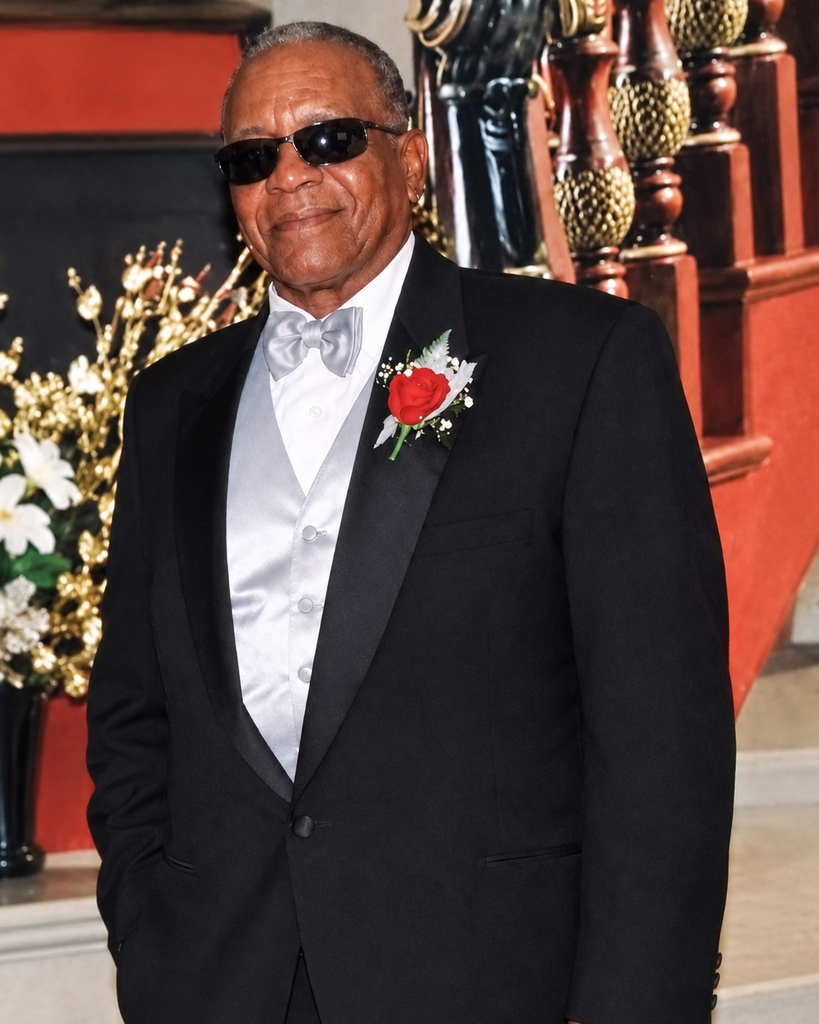Oscar Williams Profile Photo