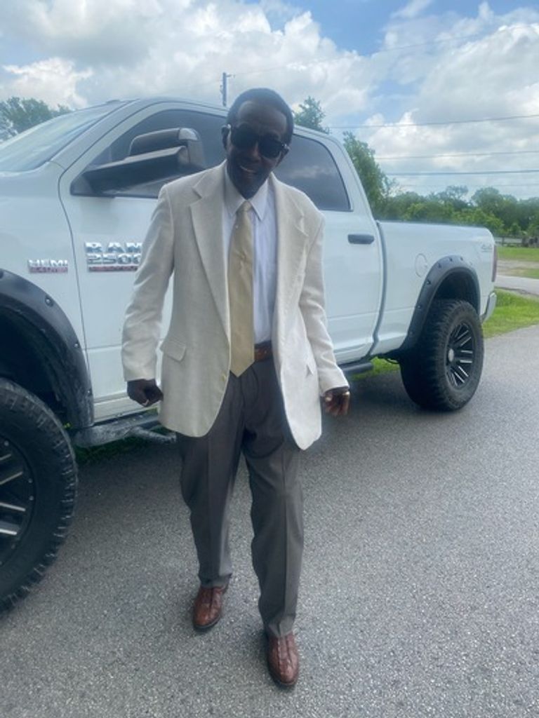 Deacon Robert Lee Parks Jr. Profile Photo