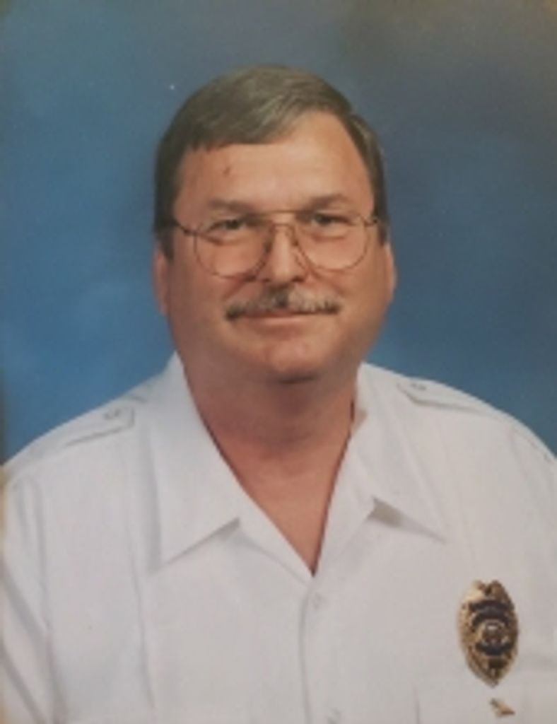 Jesse James Hall Profile Photo