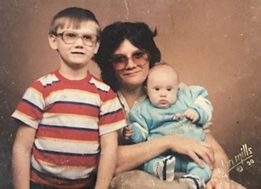 Eric Lee Lynn photo gallery thumbnail 47 of 49
