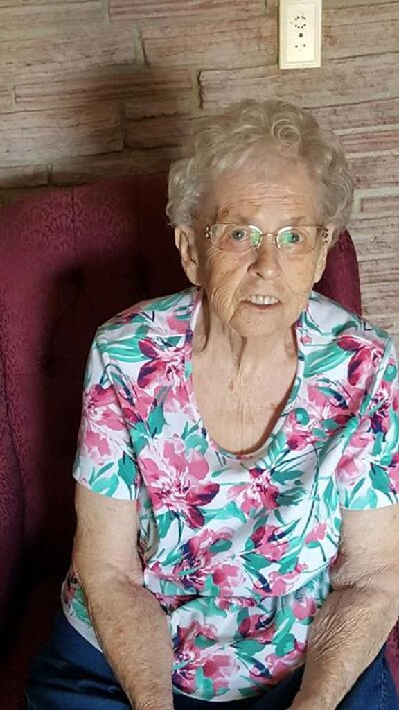 Joan Moore Profile Photo