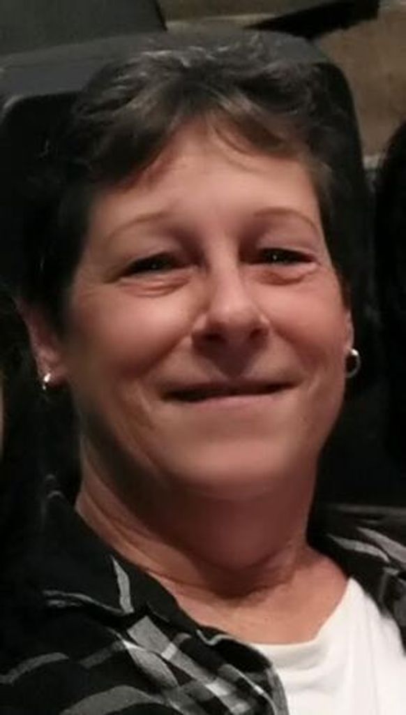 Young, Nanette Profile Photo