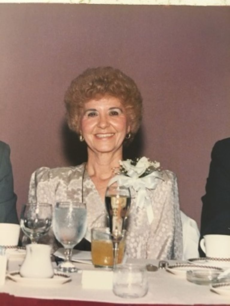 Betty Busch Profile Photo