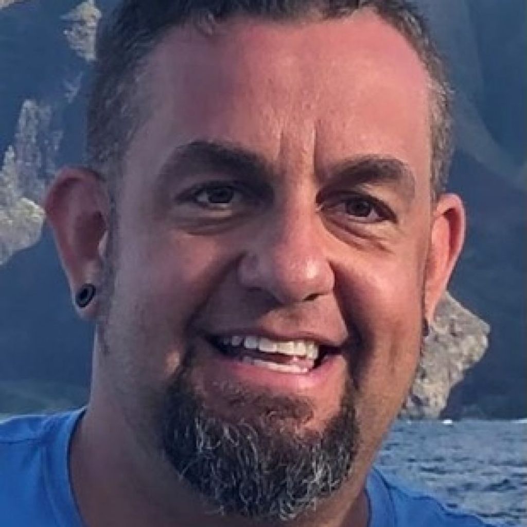 Brian Kent  Larsen