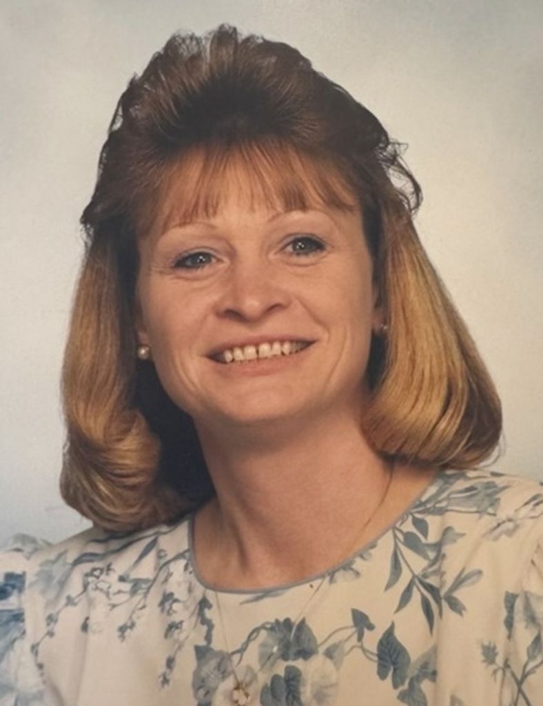 Susan Lay Saunders Profile Photo