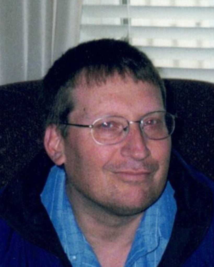 Richard Dean Lewis Profile Photo