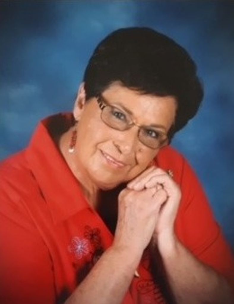 Elizabeth Klump Profile Photo