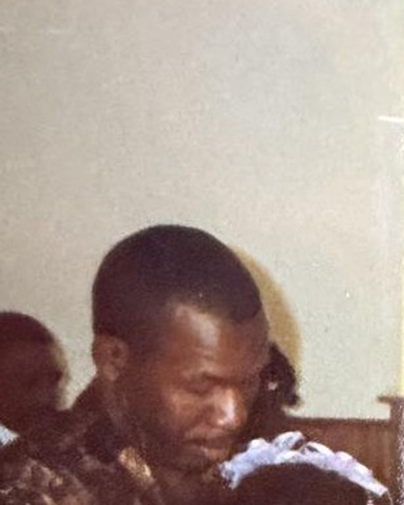 Robert Louis Shaw Profile Photo