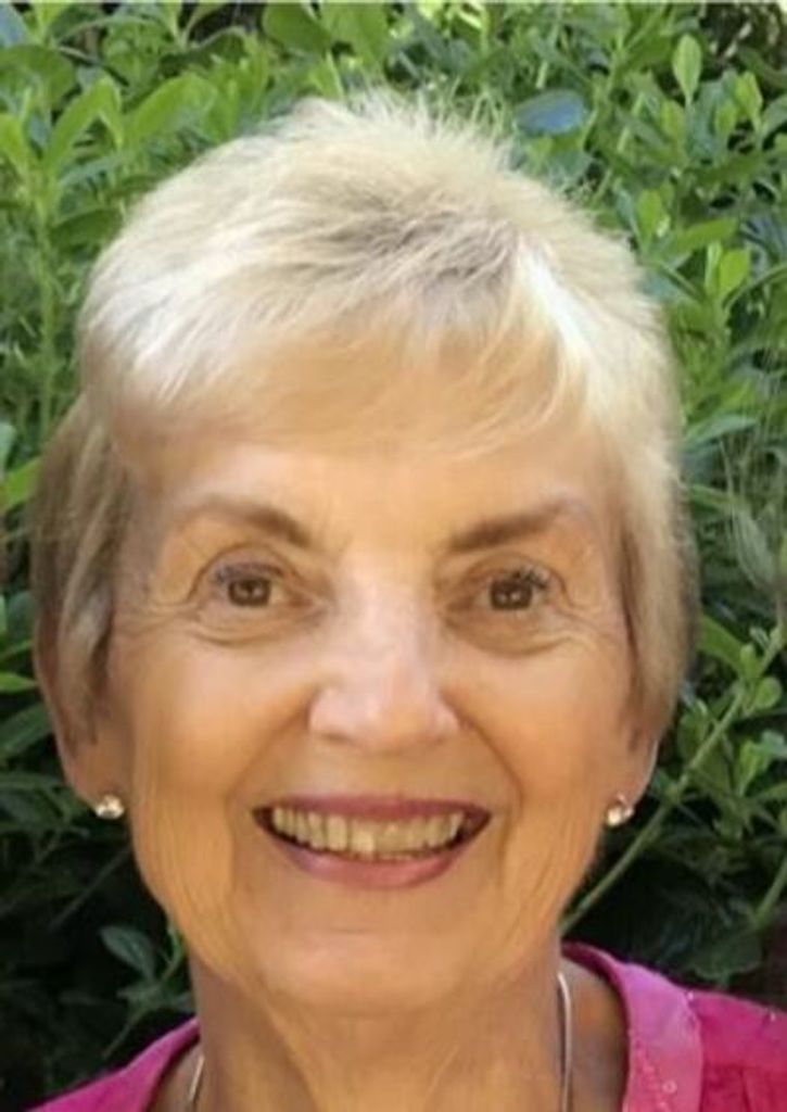 Linda Humphrey (Nee Robertson)