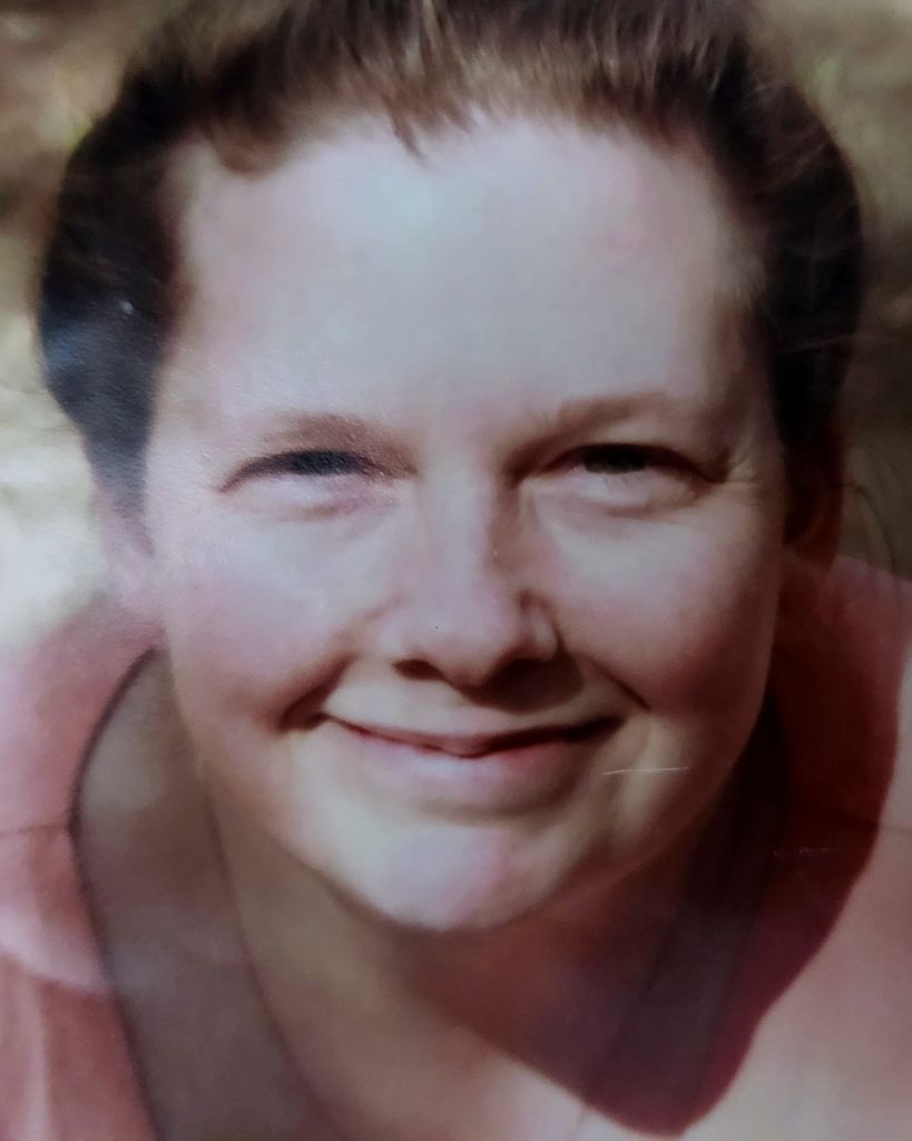 Lisa Michelle Hills Profile Photo