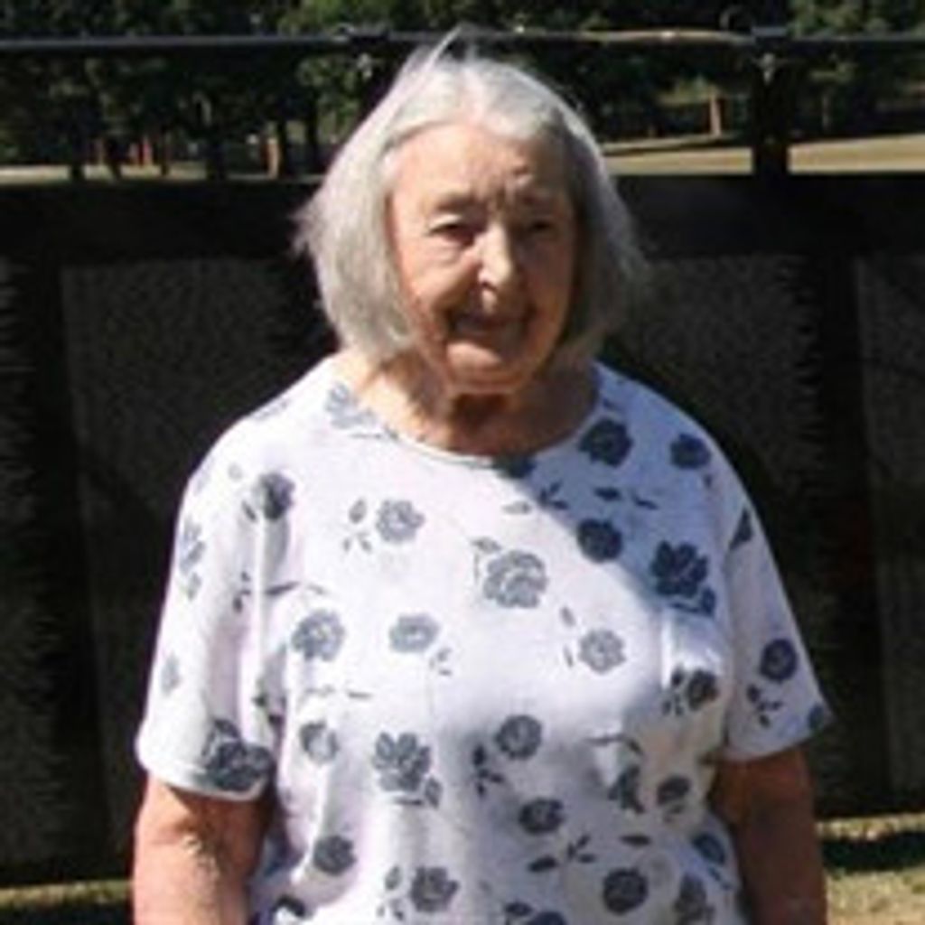 Leona Sawyers Wade