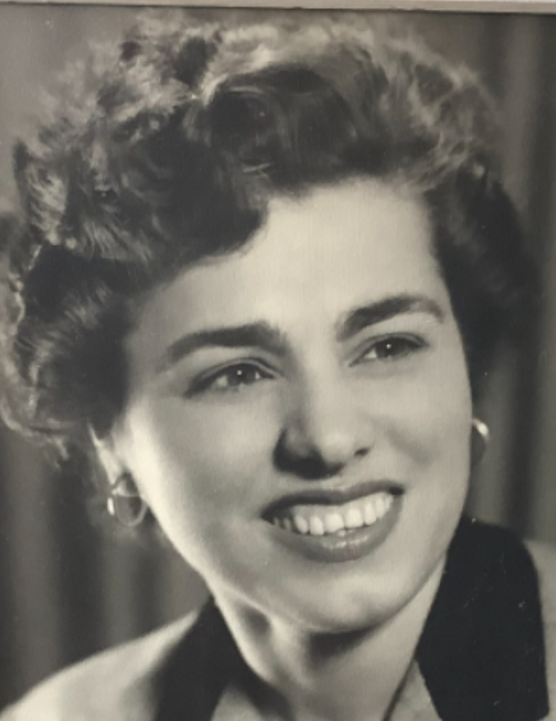Anna Lazarich Profile Photo