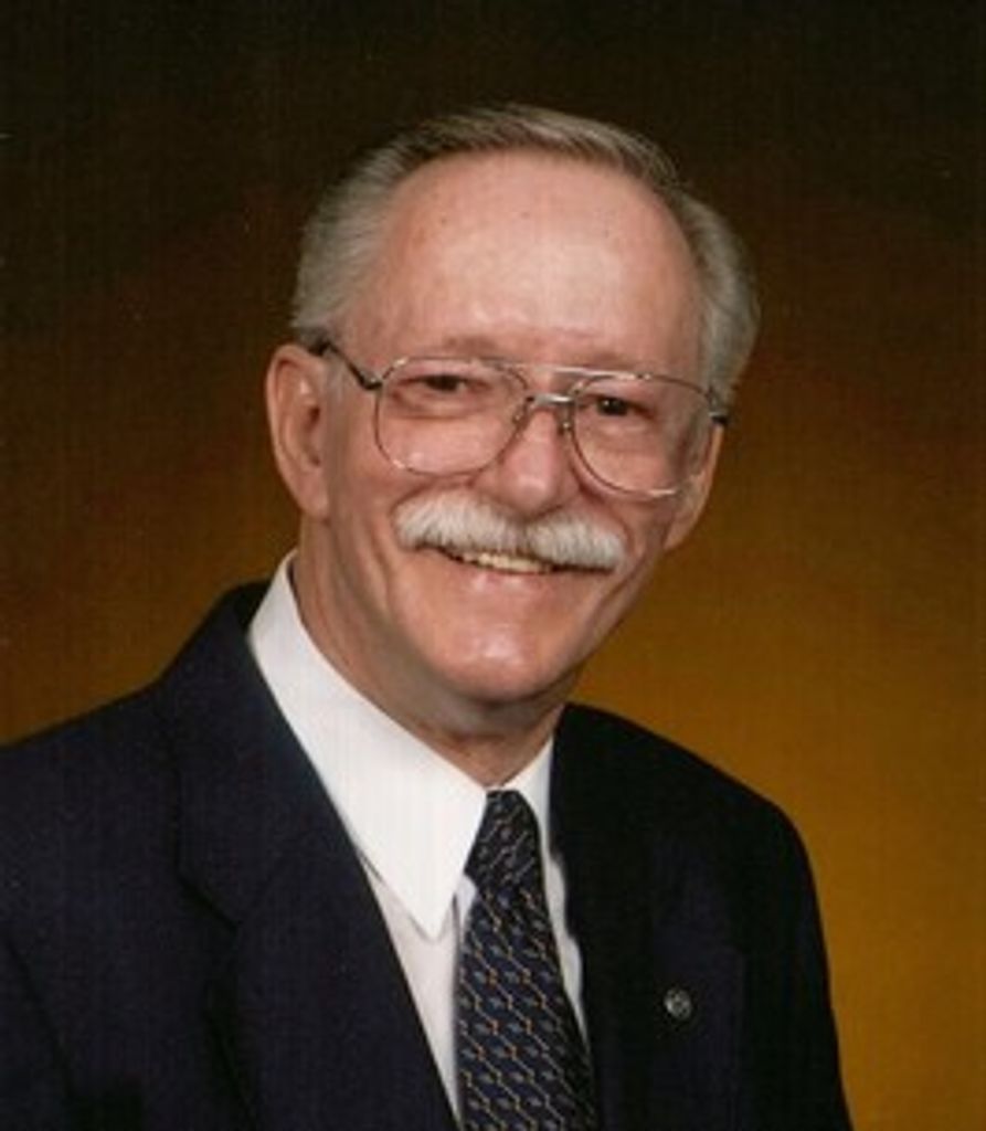 Emmett Johns Profile Photo