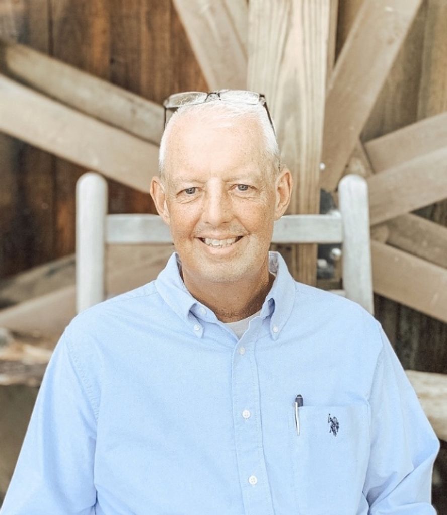 Pastor Donald "Lee" Davis