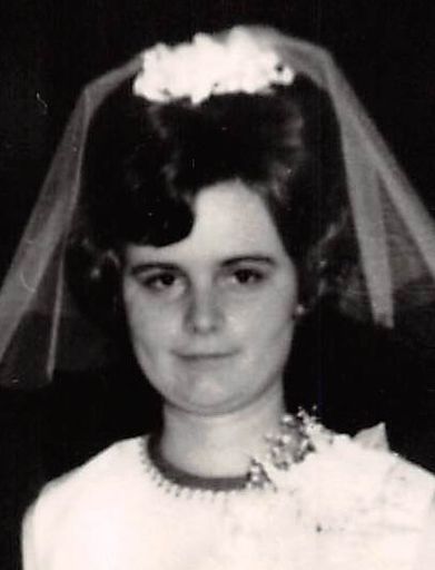 Sue (White)  Wallace Profile Photo