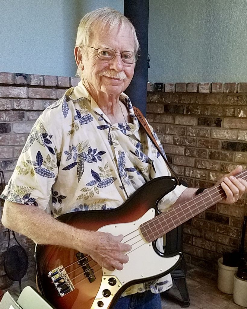 Robert Dennis Board Profile Photo
