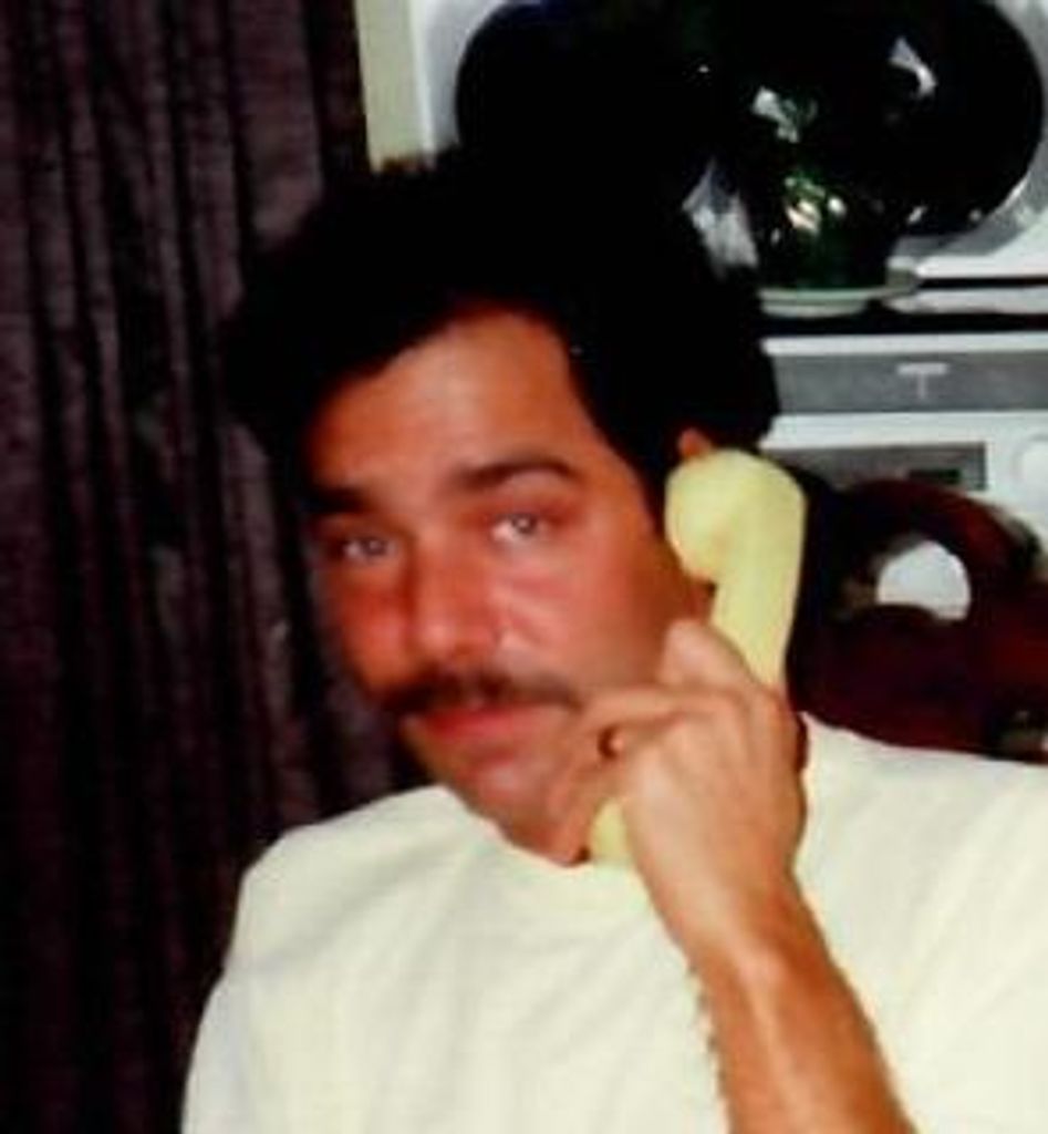 James S Ptaszkiewicz