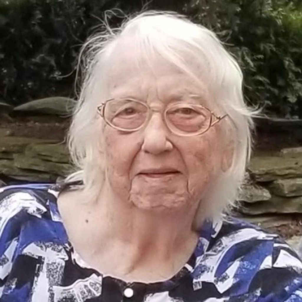 Clarice "Sis" C. Mccabe