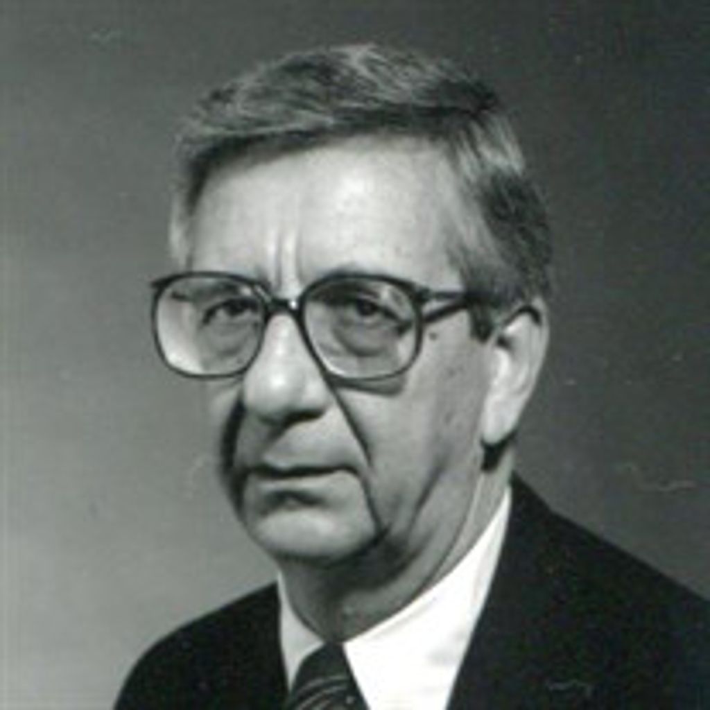 Russell J Spetrino