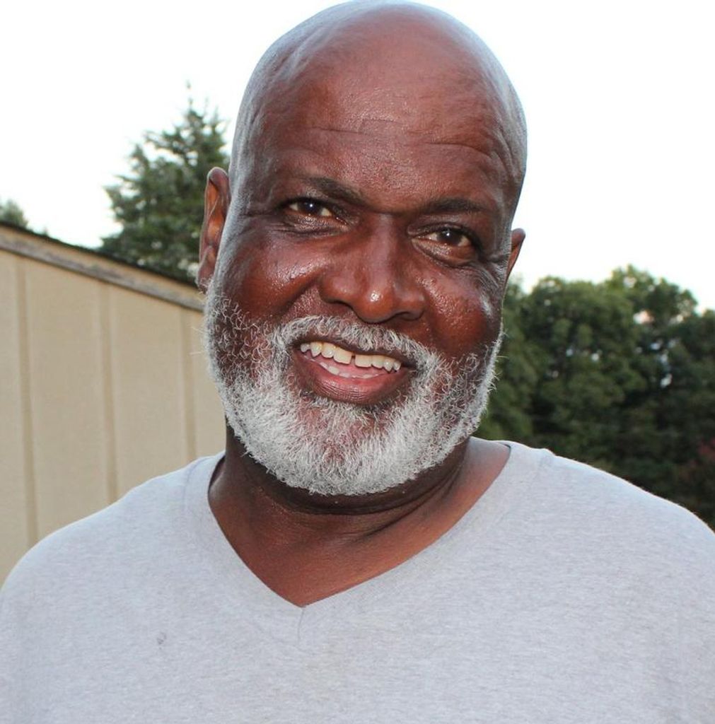 Linwood Farmer Profile Photo