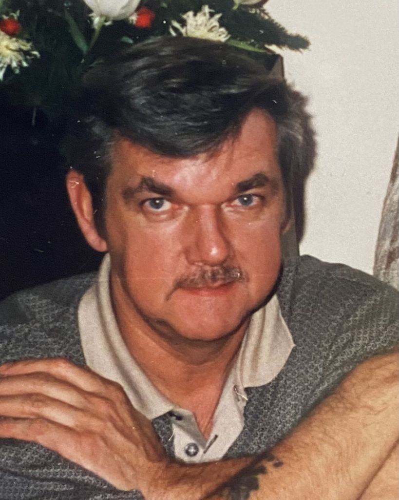 Richard E. "Dick" Hood Profile Photo