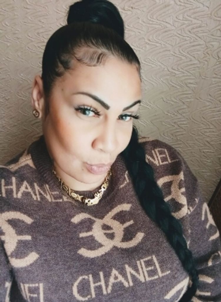 Rosa M Santiago