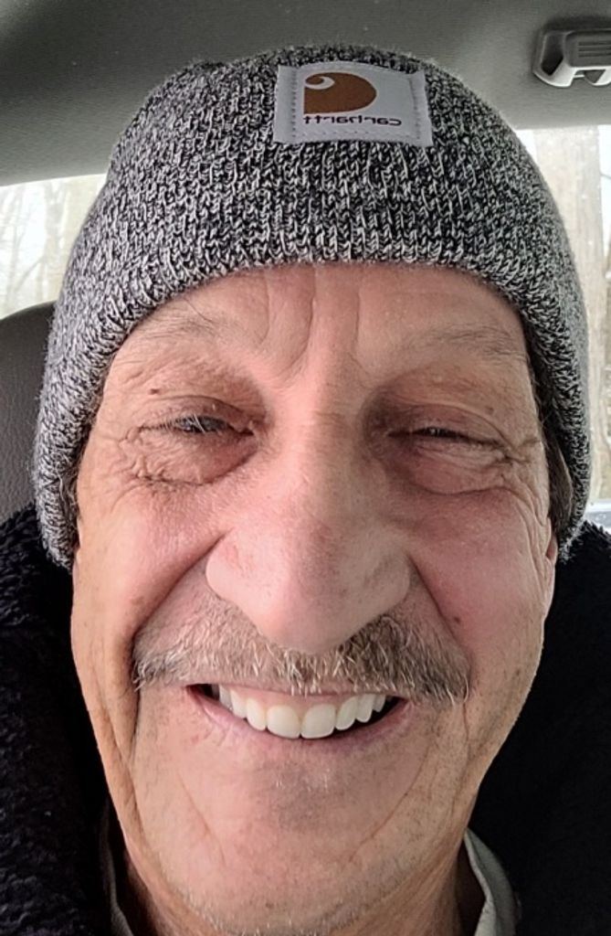 Robert Nelson Stone Profile Photo