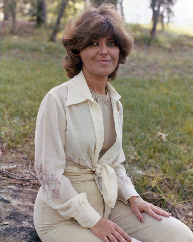 Carolyn Marie Thomas Hinshaw