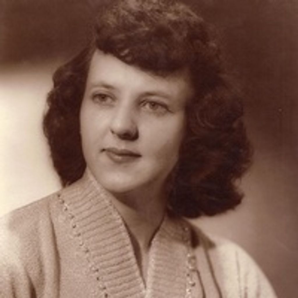 Doris Christy
