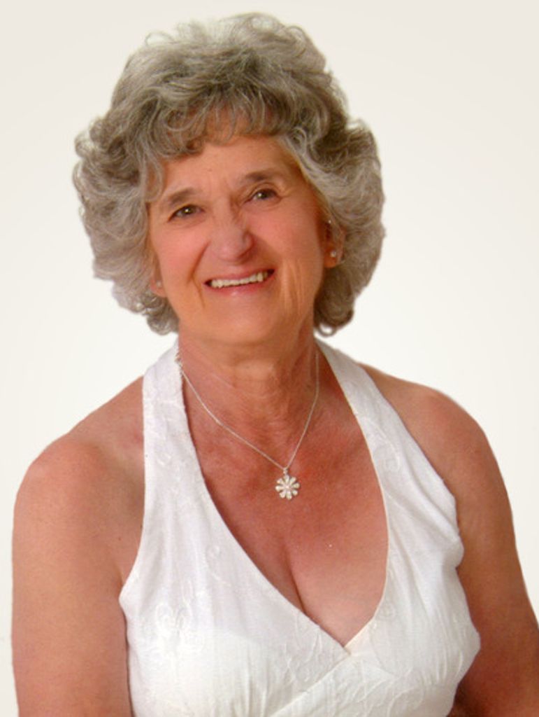 Leona Becerra Profile Photo