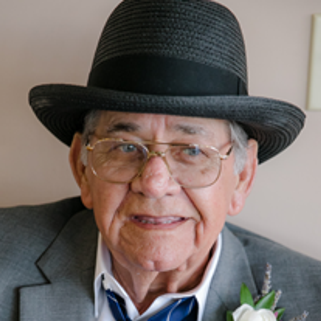 Arnoldo Gonzalez Garza