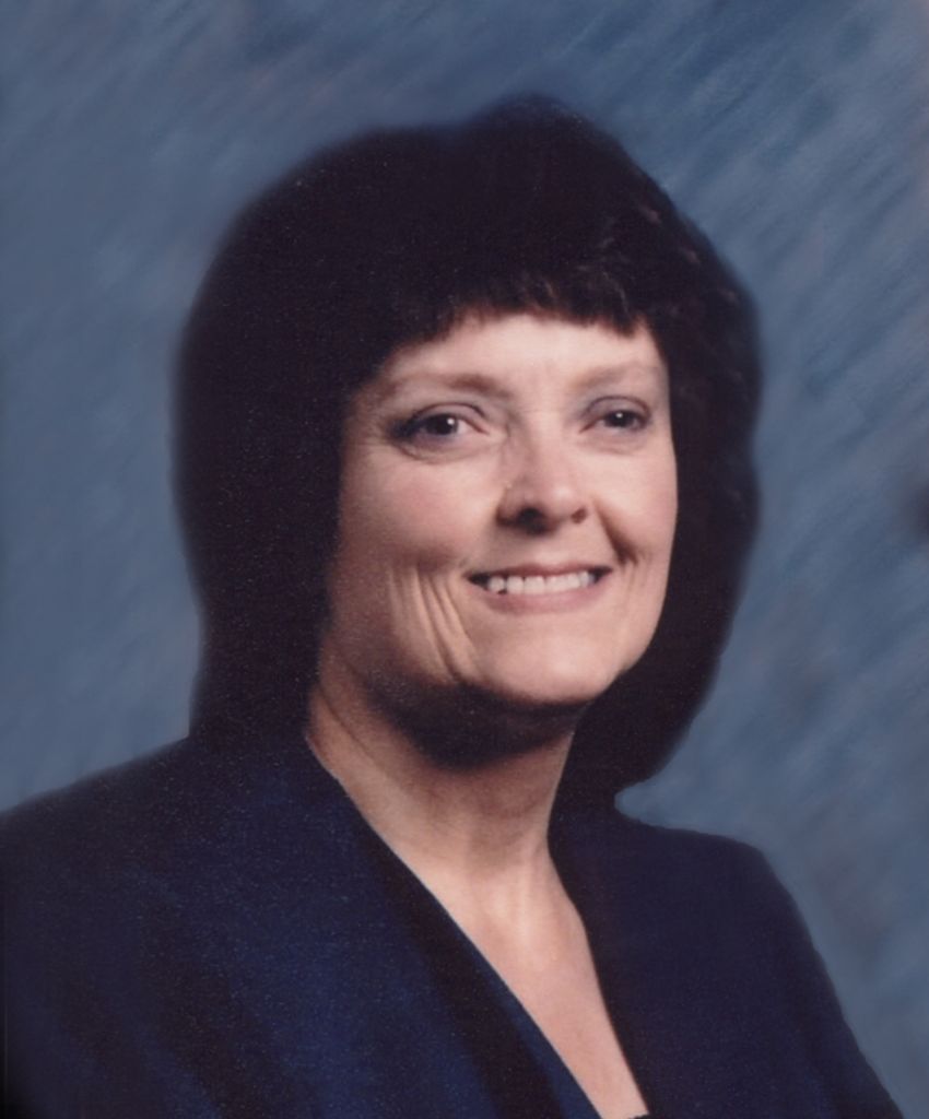 Linda Leone (Atchley)  Hall