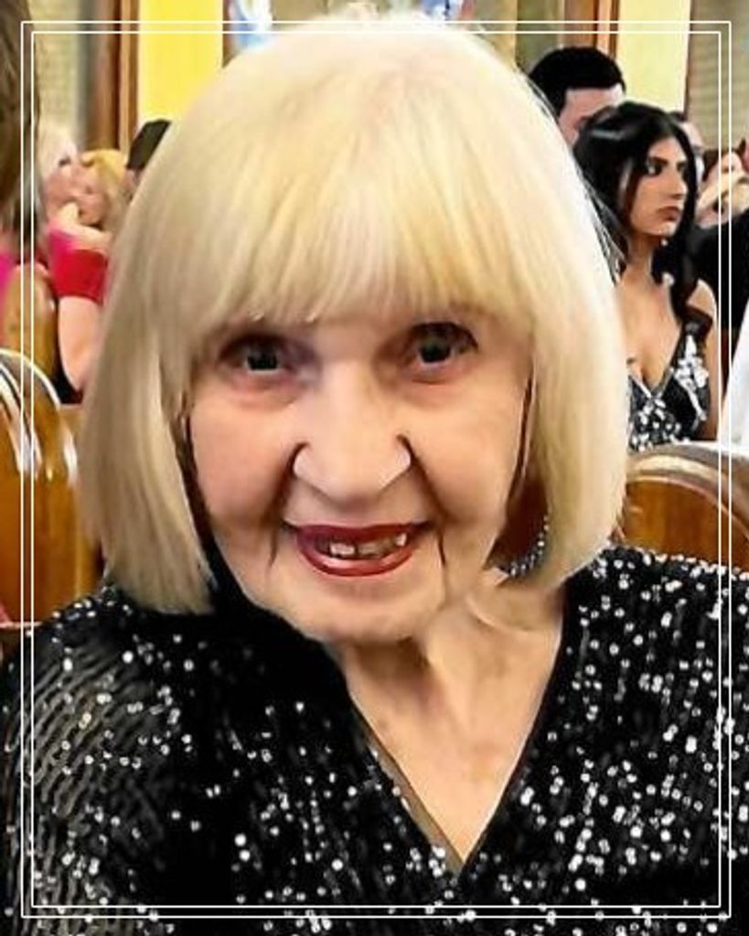 Caroline Katsikas Profile Photo