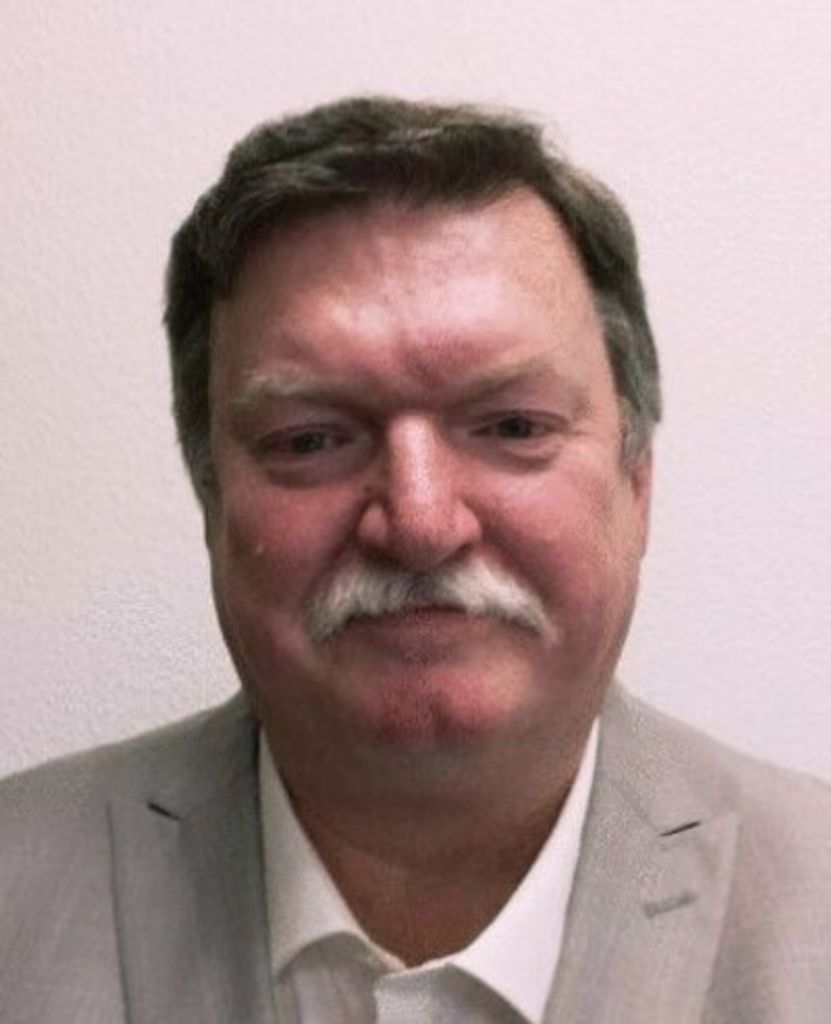 Phillip Byron Davis Profile Photo
